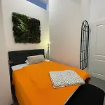Rbj Loft Hannover-linden - Graffiti Und Parkplatz * Hanower